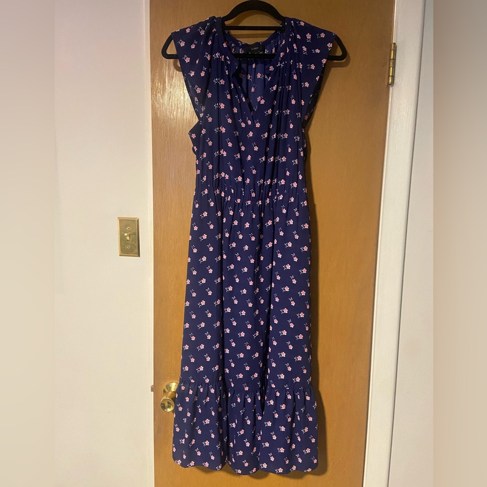 JCrew midi. . Pockets. Machine wash. 100% polyester but feels like silk.